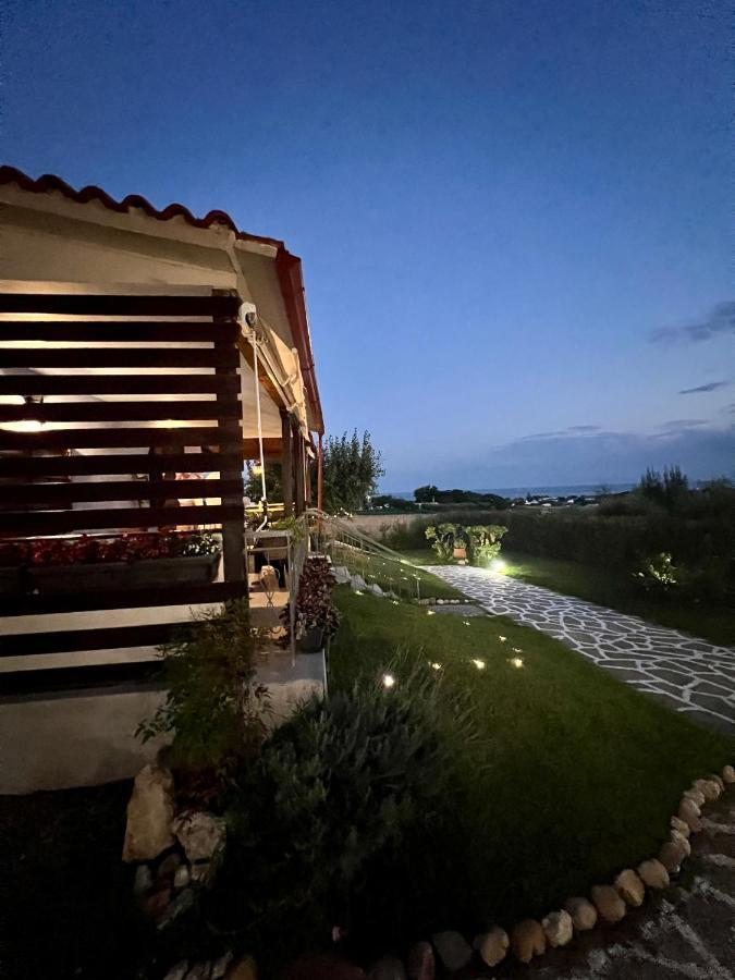 Anastasias Cottage Nea Iraklia Exteriér fotografie